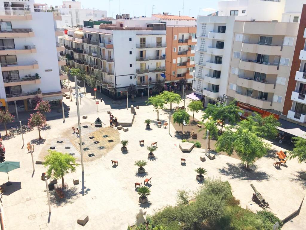 Apartamentos Albertos Santa Eularia des Riu Exterior foto