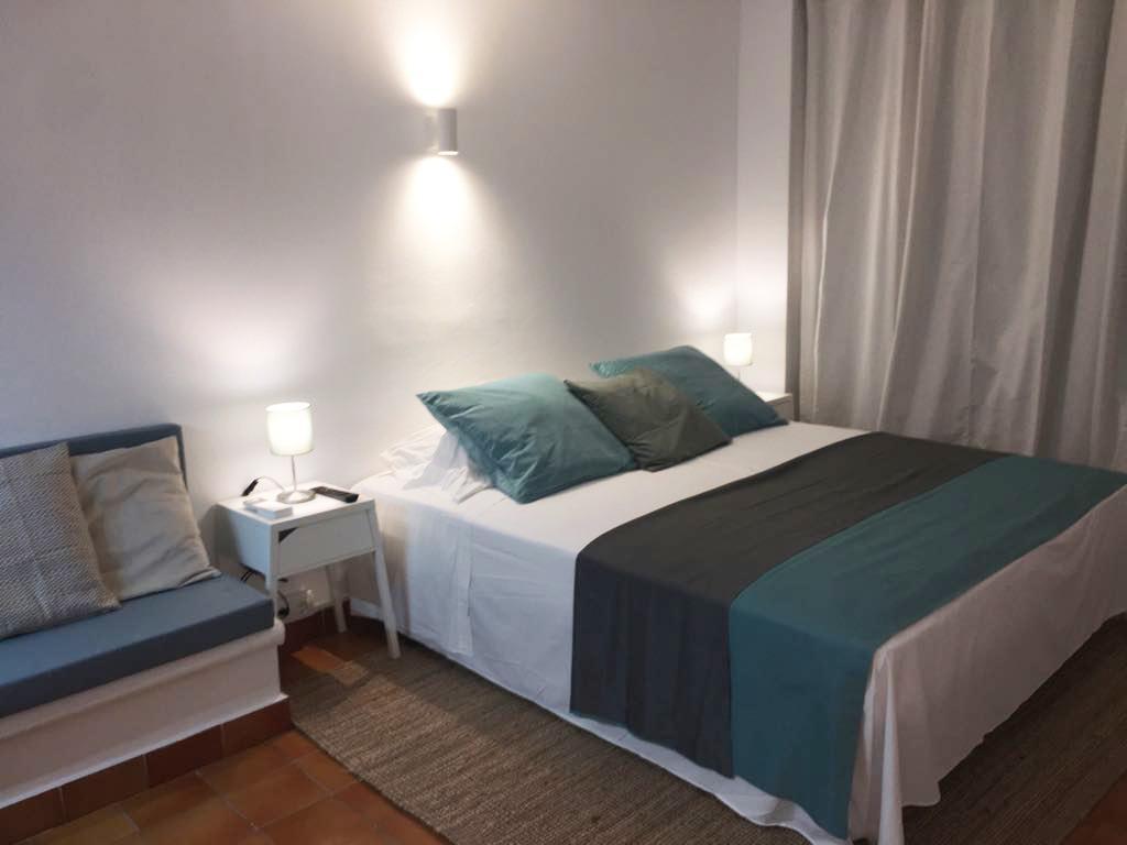 Apartamentos Albertos Santa Eularia des Riu Exterior foto